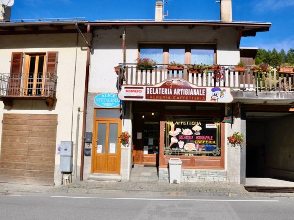 intera palazzina in vendita a Cesana Torinese