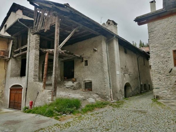 quadrivano in vendita a Cesana Torinese