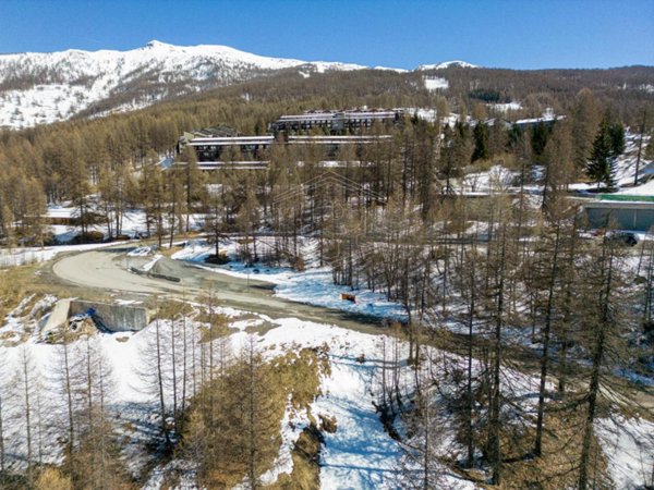 terreno edificabile in vendita a Cesana Torinese in zona San Sicario Alto