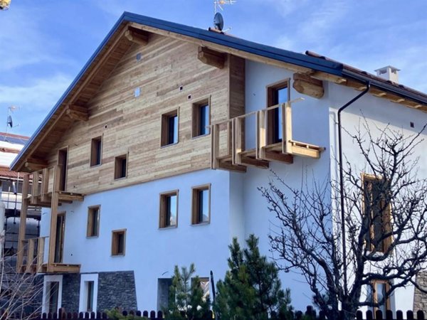 appartamento in vendita a Cesana Torinese in zona Fénils