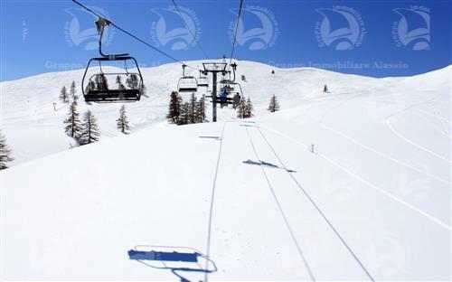 negozio in vendita a Cesana Torinese