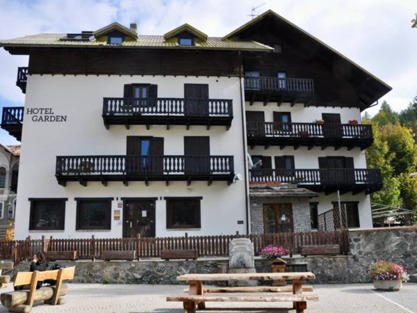 negozio in vendita a Cesana Torinese