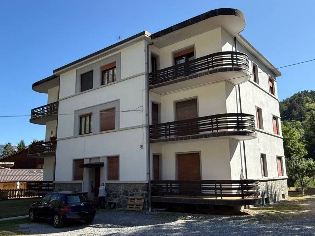 appartamento in vendita a Cesana Torinese