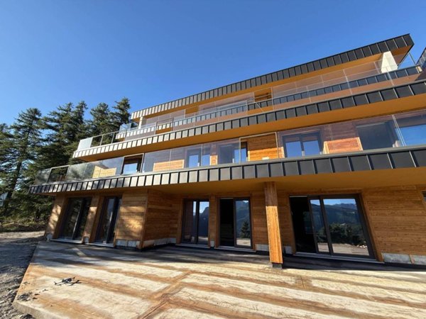 appartamento in vendita a Cesana Torinese in zona San Sicario Alto