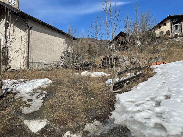 casale in vendita a Cesana Torinese