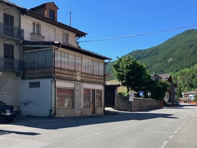 intera palazzina in vendita a Cesana Torinese
