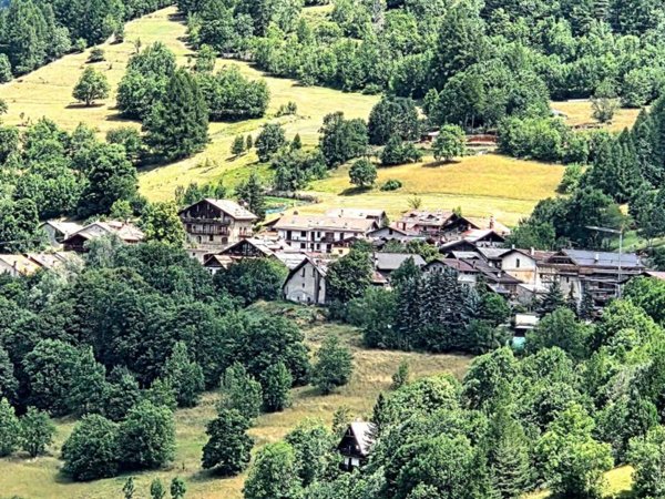 appartamento in vendita a Cesana Torinese in zona Mollières