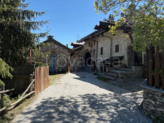 appartamento in vendita a Cesana Torinese