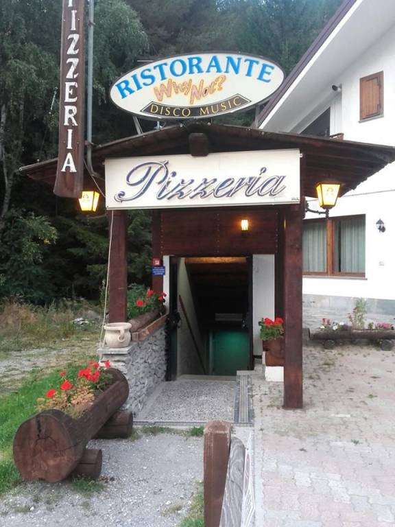 negozio in vendita a Cesana Torinese