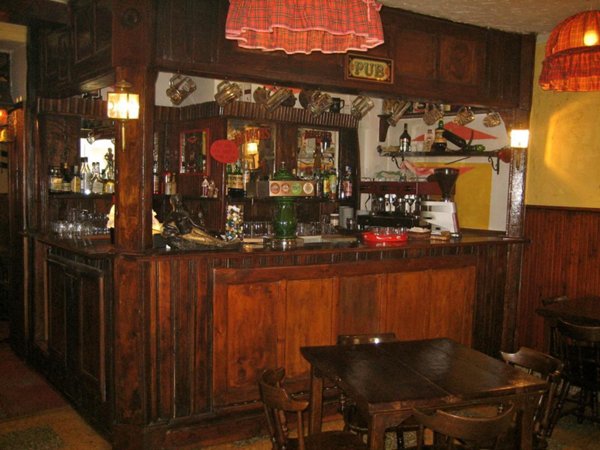 negozio in vendita a Cesana Torinese