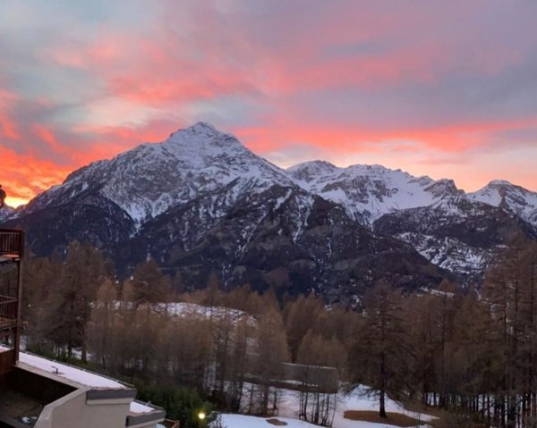 appartamento in vendita a Cesana Torinese in zona San Sicario Alto