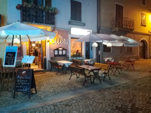 negozio in vendita a Cesana Torinese