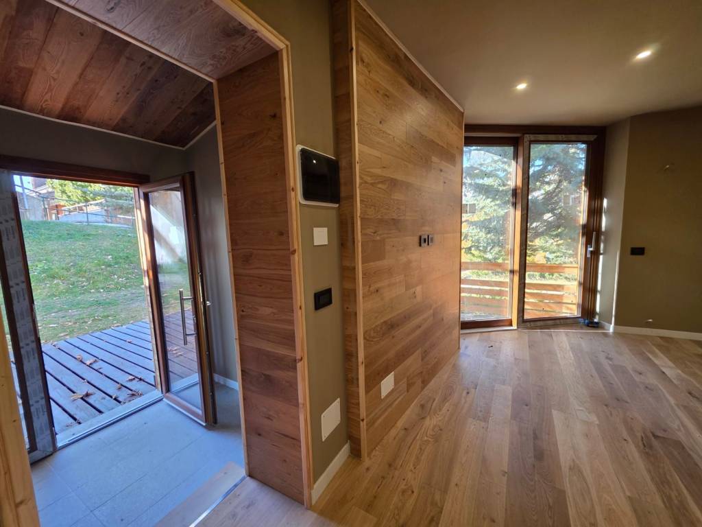 appartamento in vendita a Cesana Torinese in zona San Sicario Alto