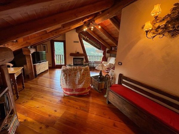 pentavano in vendita a Cesana Torinese