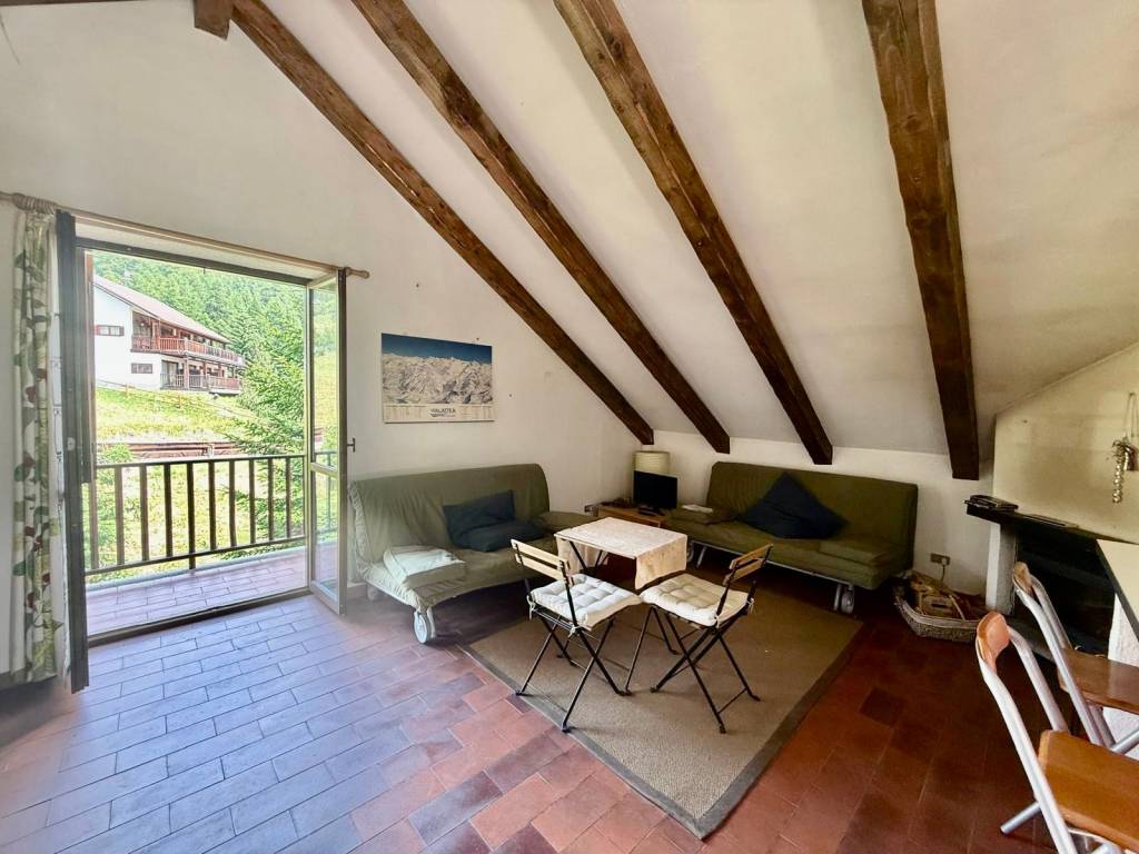 appartamento in vendita a Cesana Torinese