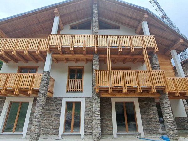 appartamento in vendita a Cesana Torinese