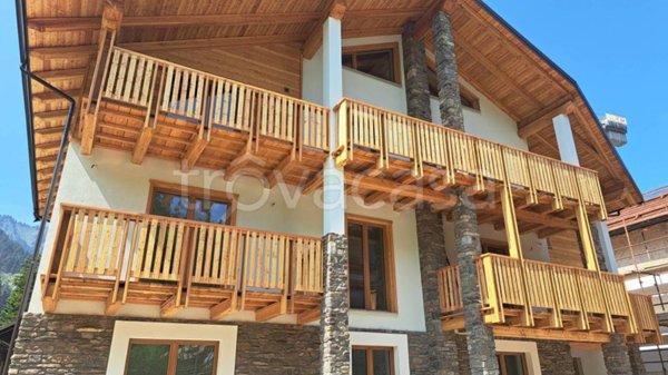 appartamento in vendita a Cesana Torinese