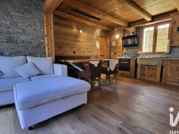 appartamento in vendita a Cesana Torinese in zona Mollières