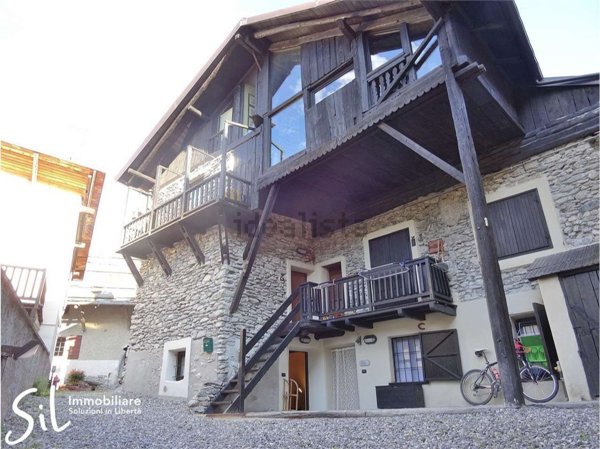 appartamento in vendita a Cesana Torinese in zona Bousson