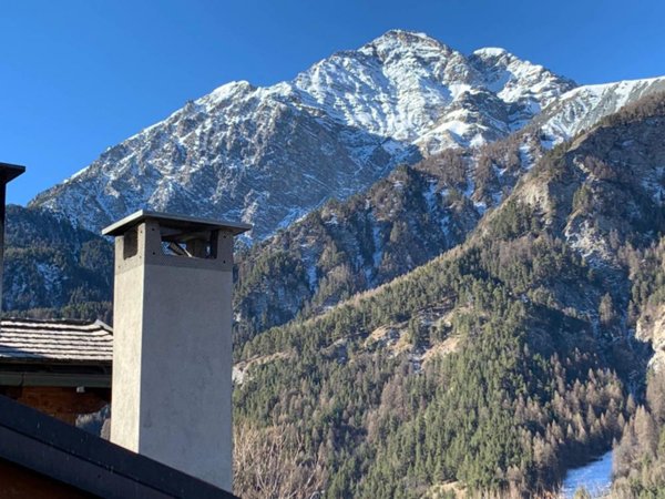 appartamento in vendita a Cesana Torinese in zona Mollières