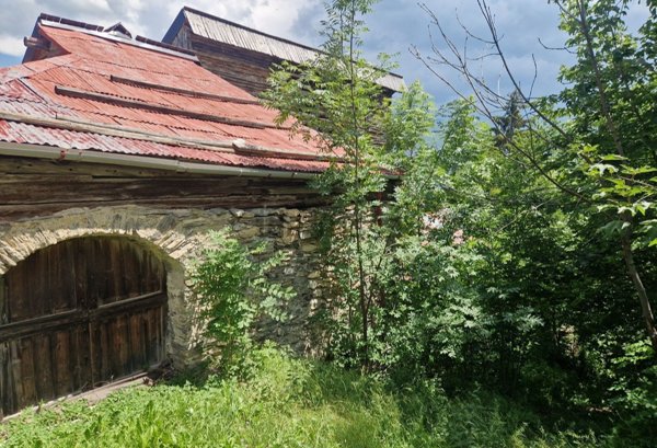 appartamento in vendita a Cesana Torinese in zona Désèrtes