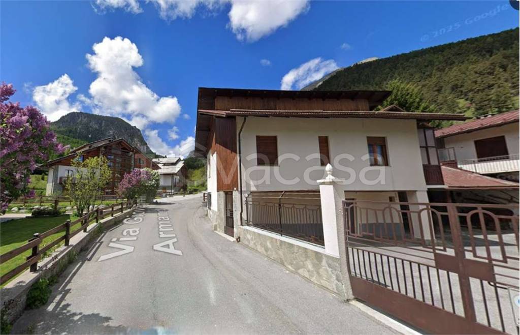 appartamento in vendita a Cesana Torinese