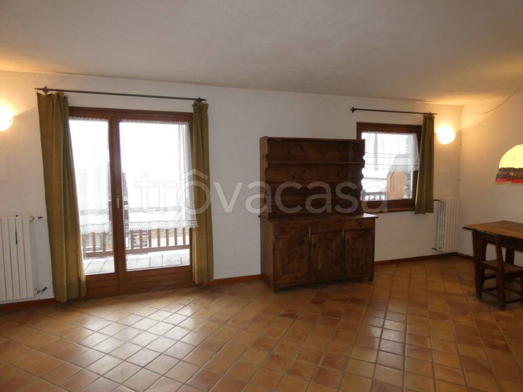 appartamento in vendita a Cesana Torinese in zona Champlas Seguin