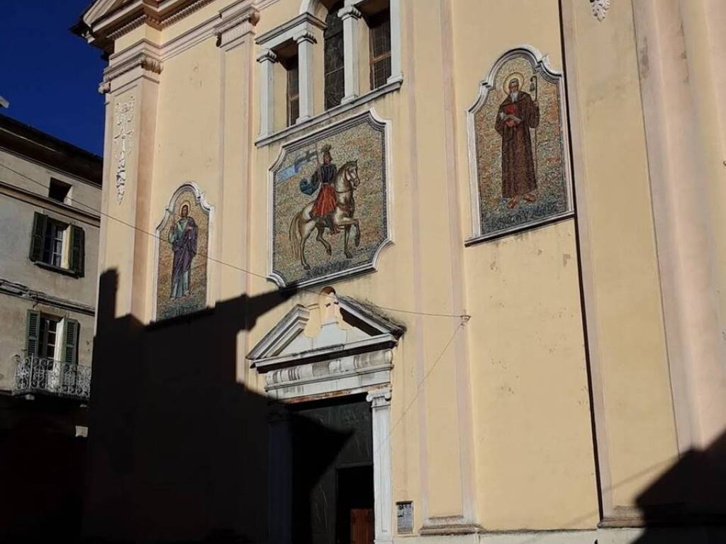 intera palazzina in vendita a Temù