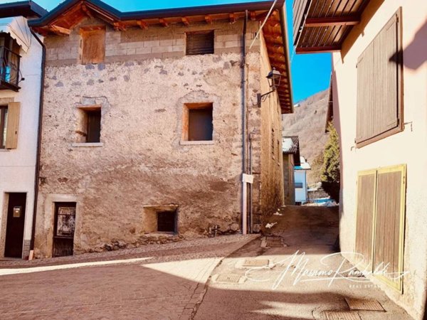 casa indipendente in vendita a Temù