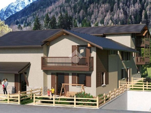 casa indipendente in vendita a Temù
