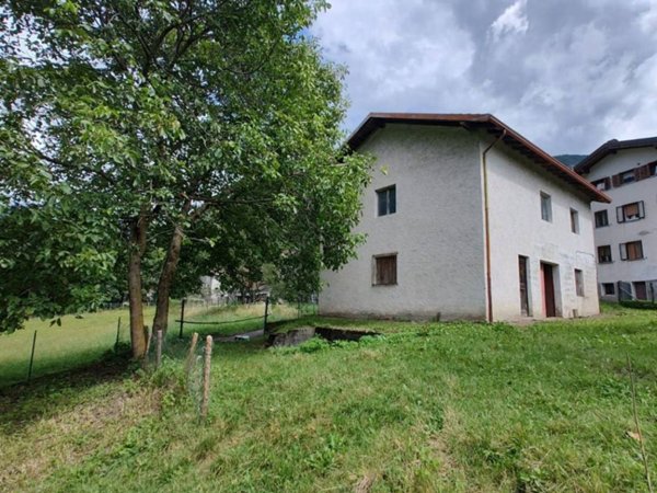 casa semindipendente in vendita a Temù