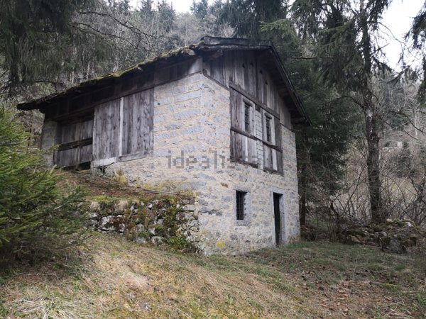 casale in vendita a Temù