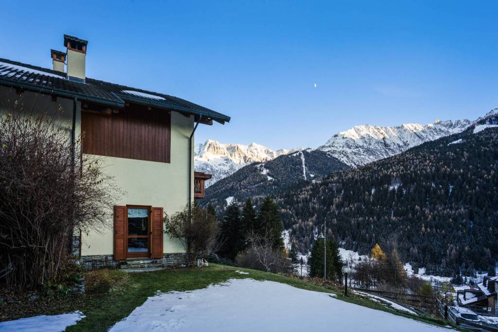 casa indipendente in vendita a Temù