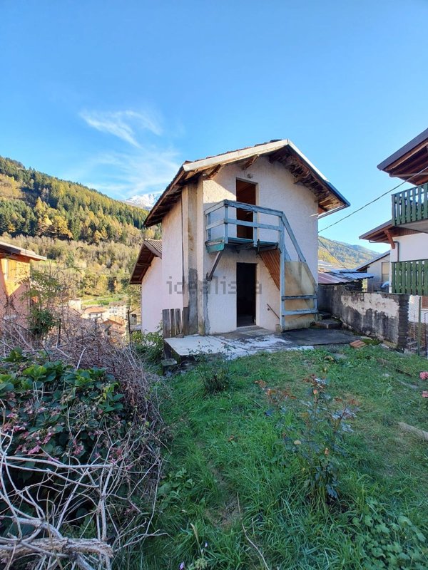 casale in vendita a Temù