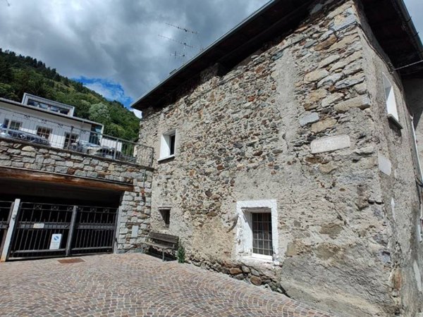 casa indipendente in vendita a Temù in zona Pontagna