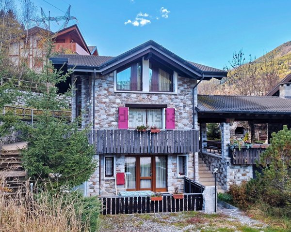 casa indipendente in vendita a Temù