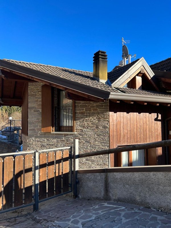 casa indipendente in vendita a Temù