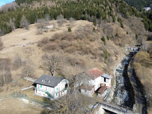 casa indipendente in vendita a Temù