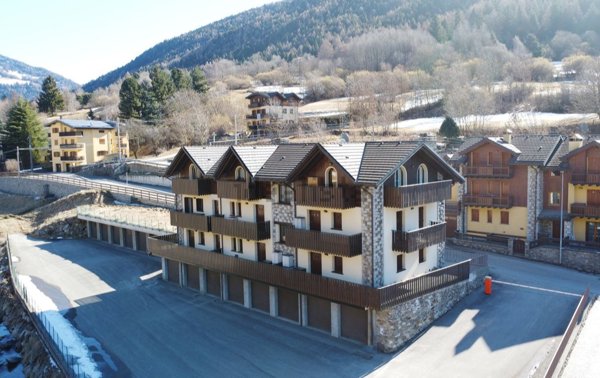 appartamento in vendita a Temù in zona Pontagna