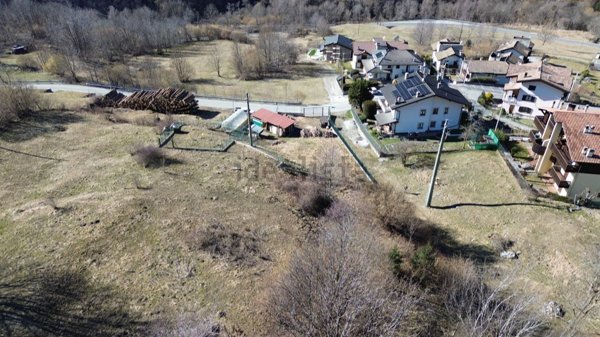 terreno edificabile in vendita a Temù
