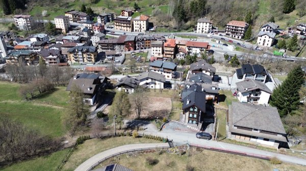 terreno edificabile in vendita a Temù