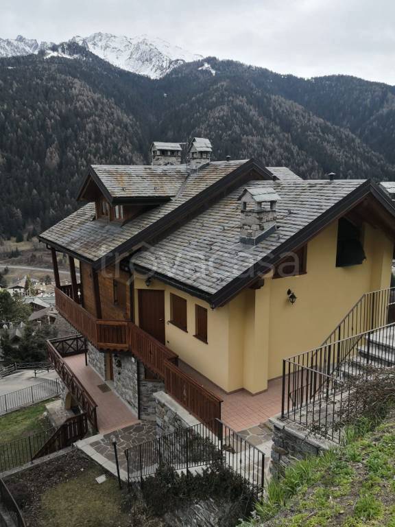 casa indipendente in vendita a Temù