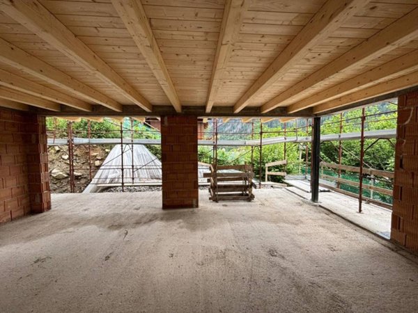 casa indipendente in vendita a Temù in zona Lecanù