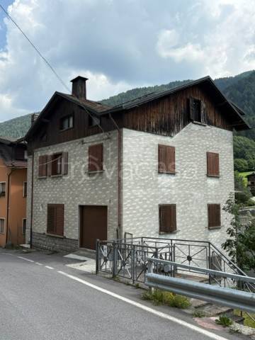 appartamento in vendita a Temù in zona Pontagna