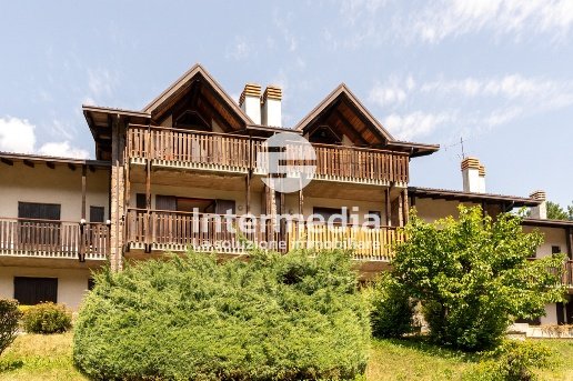 casa indipendente in vendita a Temù