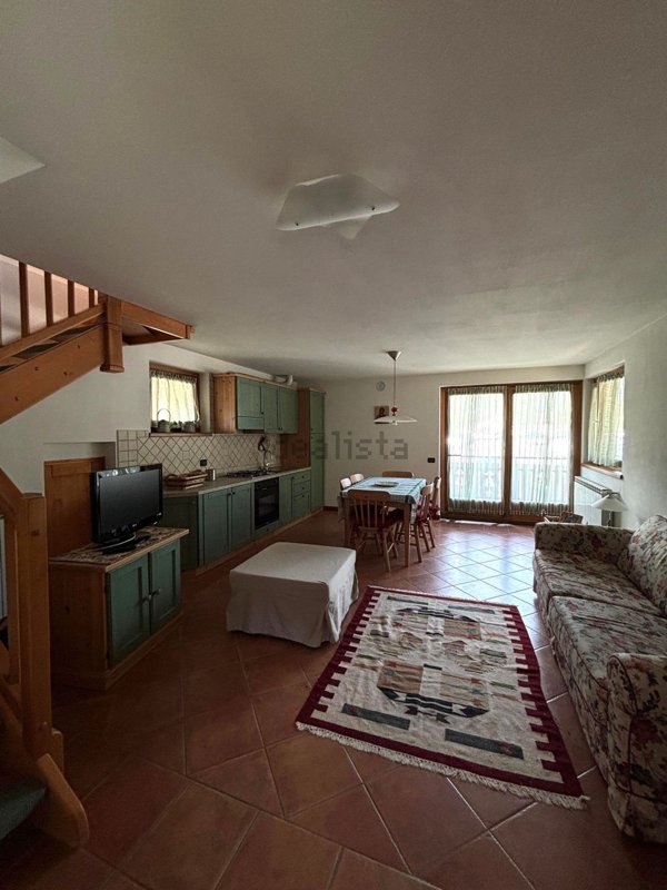 appartamento in vendita a Temù in zona Lecanù