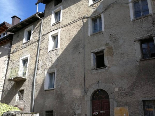 casa indipendente in vendita a Temù in zona Lecanù
