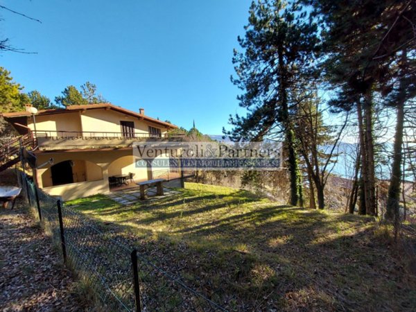 casa indipendente in vendita a Tignale