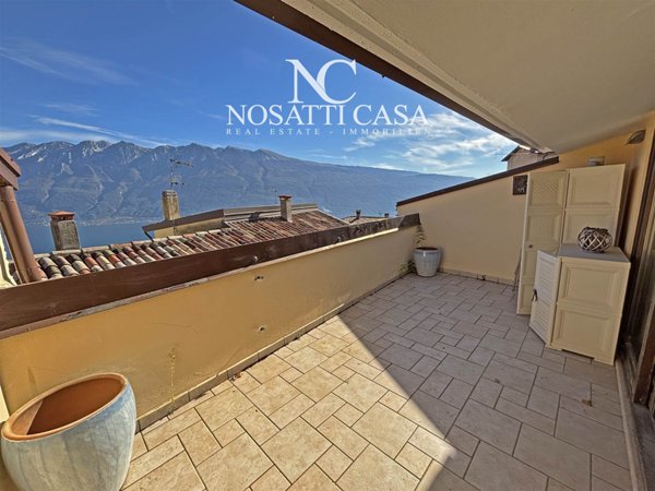 appartamento in vendita a Tignale in zona Piovere