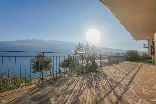 appartamento in vendita a Tignale in zona Piovere
